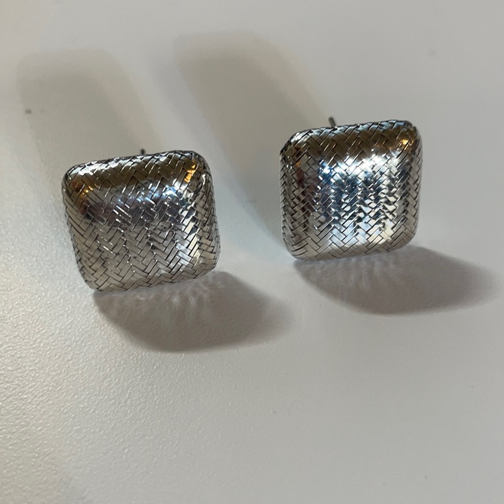 Silver Herringbone Weave Tiffany Designer Angela Cummings Earrings from the 80s